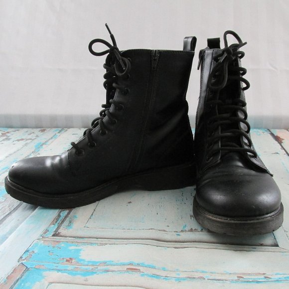 Time and Tru Black Combat Boots - Picture 13 of 13